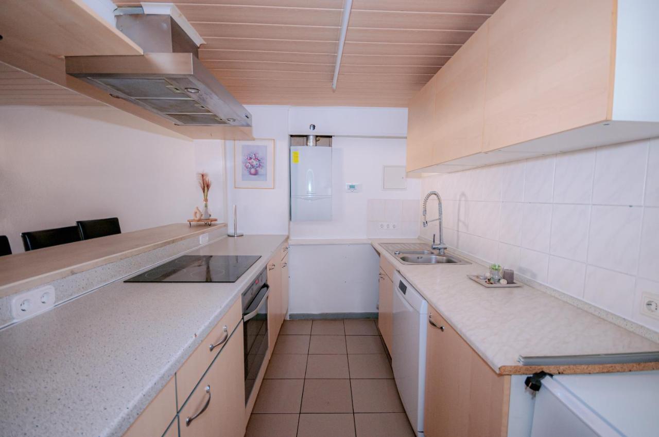 Kalos Apartment